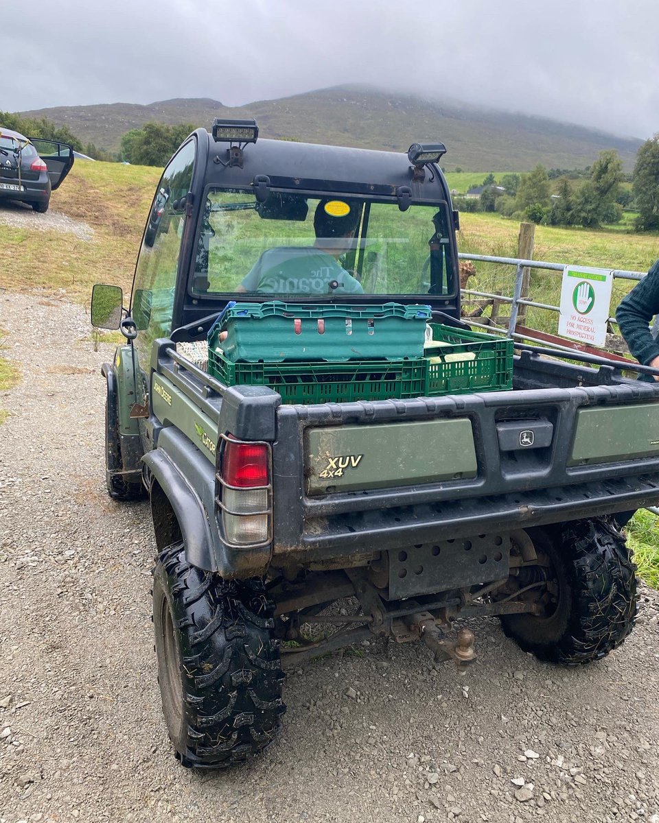 Our Wez leaving organic veggies off to  organic farmer,James Gilmartin for the climate camp which we’re delighted to support.
We’ve 2 workshops Aug 10th/Aug 11th during the camp & free bus available for transport to/from centre. #climatecampireland climatecampireland.ie/programme-2023/