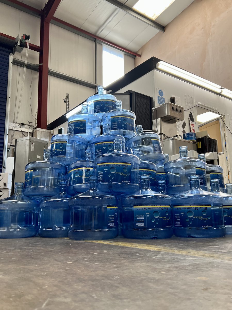 BlueMountainUk's tweet photo. We Blue Mountain Water have mountains of 11-18litres pristine bottles, that then gets taken to the springs that gives us our fresh revitalizing water that comes from a 100-metre deep borehole on the edge of the Ancient Charnwood Forest

#water #mountain #UnitedKingdom https://t.co/UqwYgAQSVW