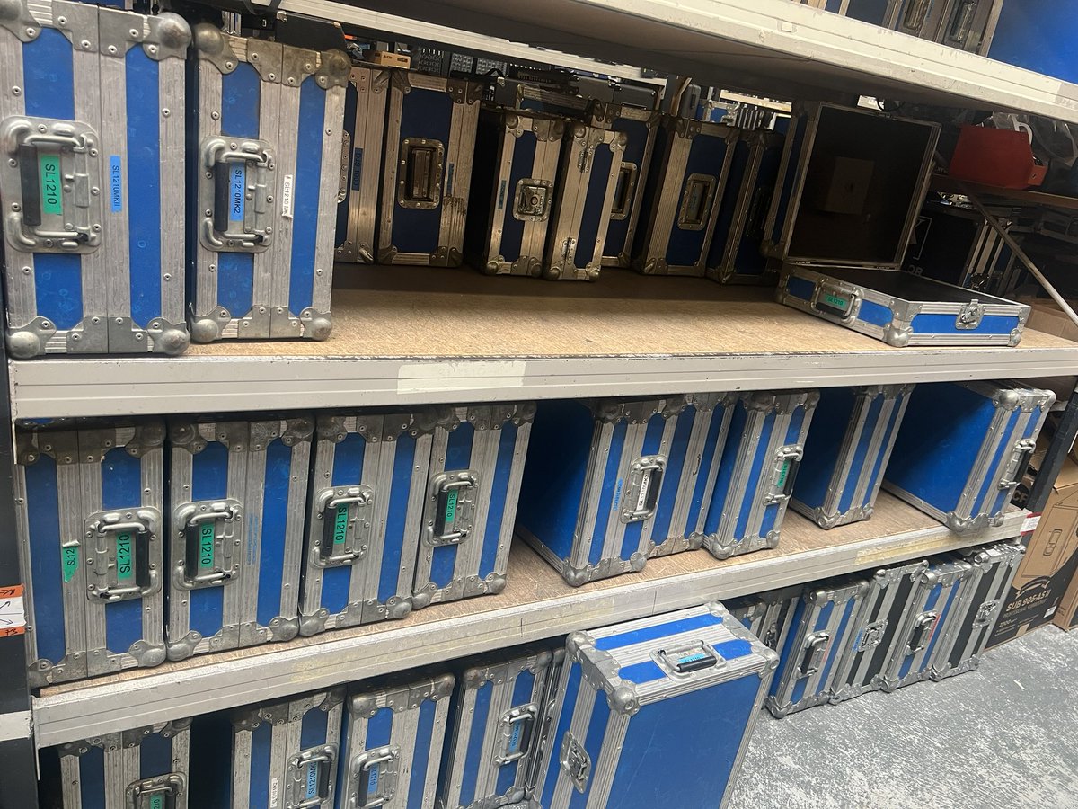 deck_doctor's tweet image. Service work &amp;amp; black tonearms to hire stock at FX Rentals Ltd. They have a huge amount of backline, Dj kit &amp;amp; some beautiful old vintage outboard 😍
#Technics1210 #Technics1200 #technicssl1210 #technicssl1200 #deck_doctor #deckdoctor #vinyl #tonearm
#technicssl1210mk2 #SL1210 #dj