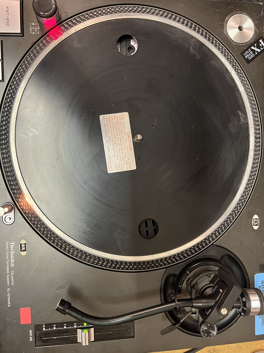deck_doctor's tweet image. Service work &amp;amp; black tonearms to hire stock at FX Rentals Ltd. They have a huge amount of backline, Dj kit &amp;amp; some beautiful old vintage outboard 😍
#Technics1210 #Technics1200 #technicssl1210 #technicssl1200 #deck_doctor #deckdoctor #vinyl #tonearm
#technicssl1210mk2 #SL1210 #dj