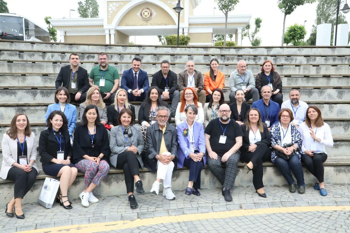 TÜHİD, İstanbul Aydın Üni. İletişim Fak. Halkla İlişkiler ve Tanıtım Bölümü ile İAÜ Afet Eğitim Uygulama ve Araştırma Merkezi (AFAM) iş birliğiyle, İAÜ Halit Aydın Kampüsü’nde düzenlenen "Afet Yönetiminde Halkla İlişkilerin Rolü ve İşlevi" çalıştayı sonuç bildirisi yayınlandı➡️