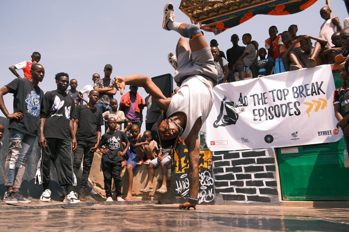 FrenchEmbassyUg's tweet photo. #Breakdance
Over 300 people gathered at the Kitintale skateboard park on July 22 for the inaugural #TopBreak episode curated by @AFKampala & Uganda Skatebord Union under the Embassy FSPI sports grant, with French celebrated breakdancer #Lilou among the judges. ⤵️
📸Jimmy Frade https://t.co/IfVQXk4I5V