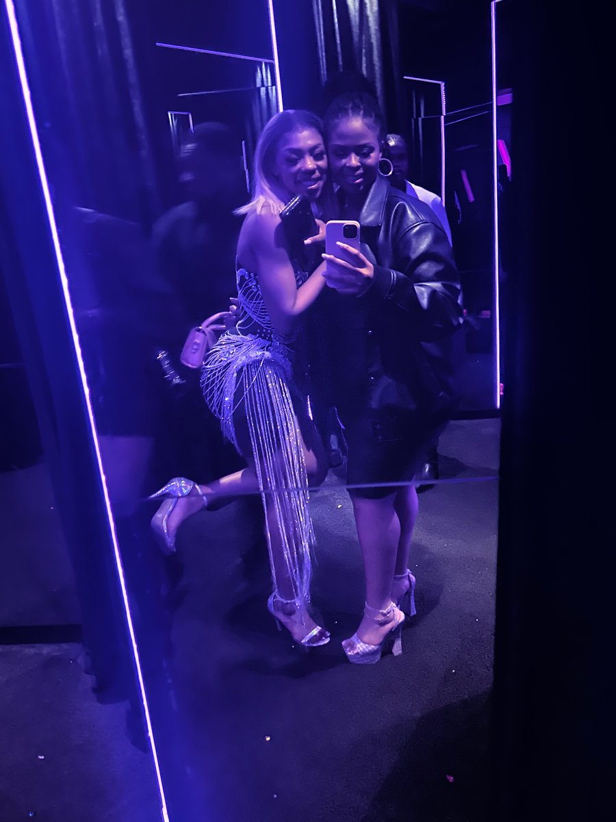 YayaMwanda's tweet photo. Happy birthday my angel @RealKhosiTwala .. God has truly used you as an example of his grace and favor. May you continue to grow and do great things. Keep shining like the star that you are and don’t ever let anyone dim your light.. love you ke sana 🤍.. the Kho to my KhoYaya🤍🥰 https://t.co/WfT8UnwIoH