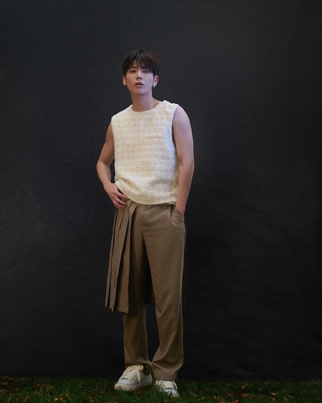 F3J8NWpaUAEjL57?format=jpg&name=large