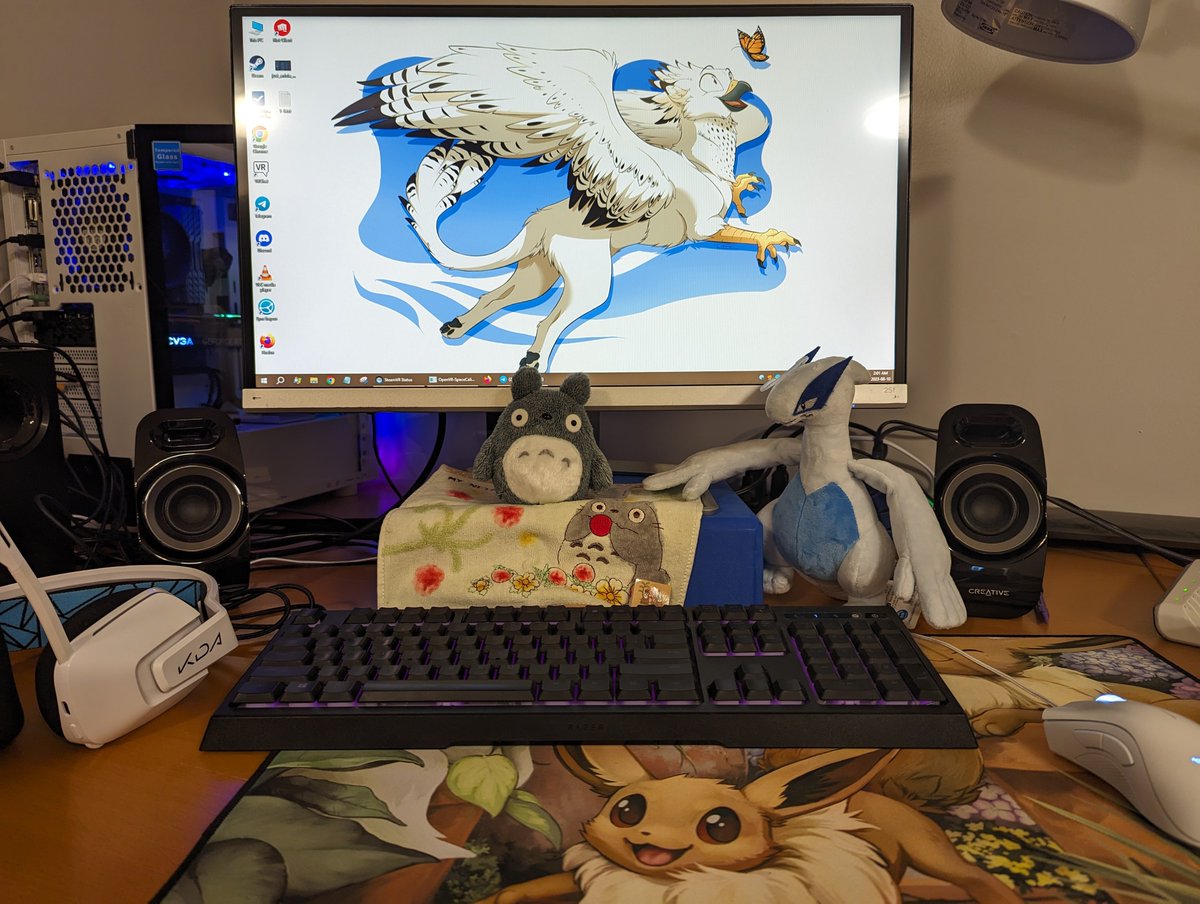 My friends were visiting Japan and sent me a Totoro and Lugia plushie all the way from Osaka for my birthday

Thank you so much ❤️❤️❤️ even though I can't tag you on here, you know who you are