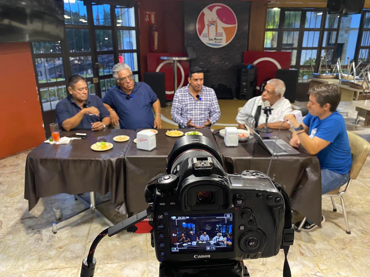 BeisbolAgs's tweet photo. Estén pendientes del podcast especial qué estamos grabando desde el #MerenderoSanMarcos, la temporada del riel 2023 con Enrique Aguilar, @DELFINOAGUILER1, @FBalcorta, Juan Hinojo y @Organista24.  📺🎙️⚾️ #Ags #LMB https://t.co/vJ0CJeRm1H