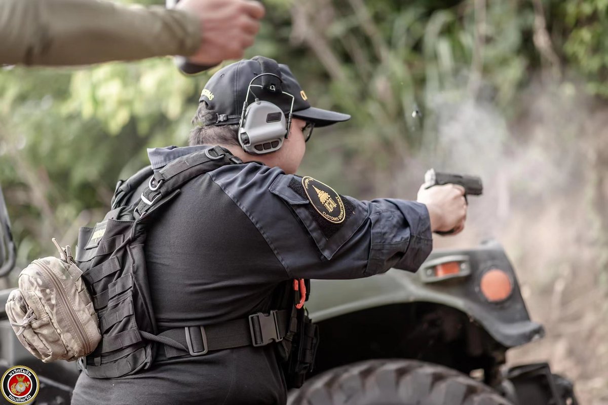 OPSMENTECH's tweet photo. Precision in Every Shot #earmor #tactical #headset https://t.co/JbC3HVG6Zj