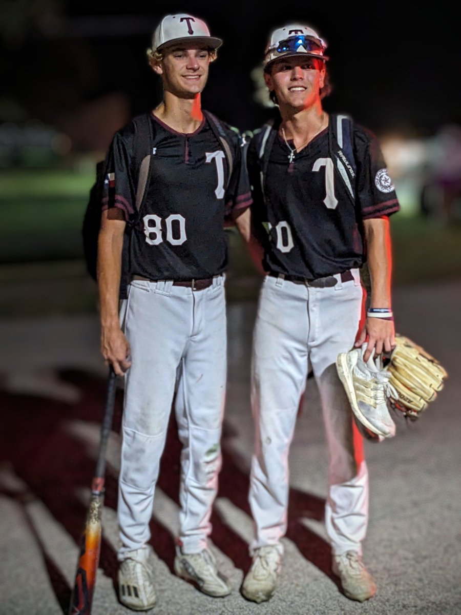 End of a season and winning AK <a href="/AidanKoleci/">aidan koleci</a> 
You guys had a great summer of baseball! <a href="/TwelveBaseball/">Texas Twelve</a>