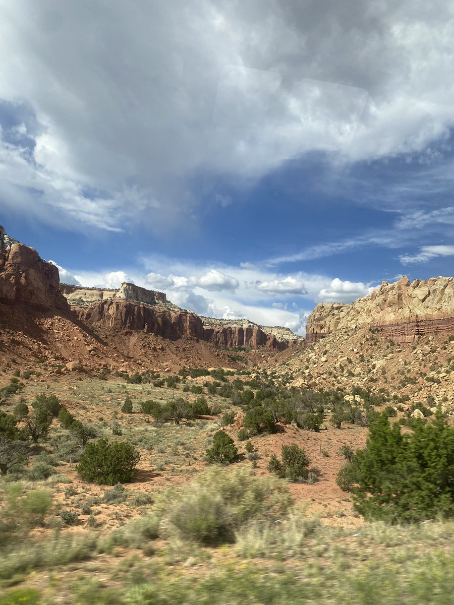 AndrewB50374387's tweet photo. Exposed bedrock can be seen on some mountaintops, along rocky coastlines, in stone quarries, and on plateaus. @MrBeelerScience https://t.co/gJKwBIu37e