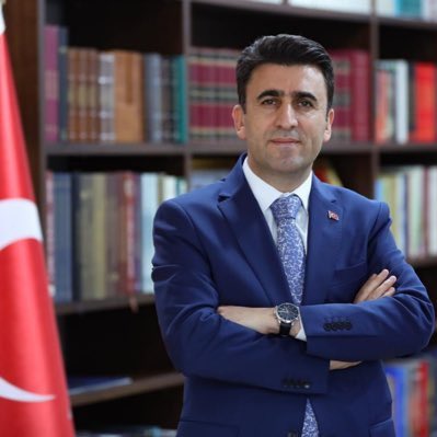 Nüfus ve Vatandaşlık işleri Genel müdürü olarak tarihi nitelikte işlere imza atan Şefik Aygöl Bilecik Valisi olarak atandı 

Valilik makamında da Rabbimden muvaffakiyetler dilerim

<a href="/sefikaygol/">Şefik AYGÖL</a>