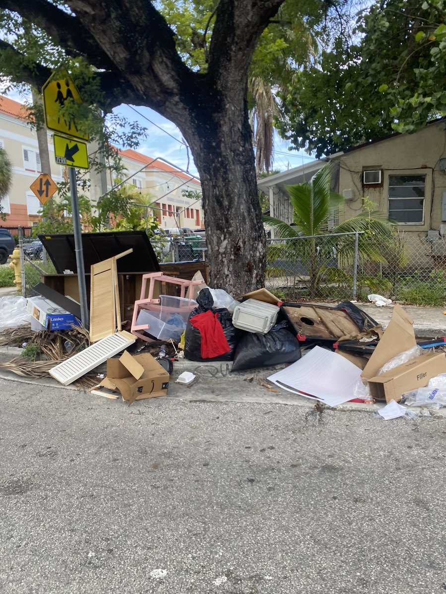 Littlehavanarep's tweet photo. @FrancisSuarez What about your city? Come on, let’s take care of this town first. This is last week in our city. How will solve this neighborhood crisis? #Littlehavana #Miami #TRASHproblem https://t.co/XbSgIp4YEx