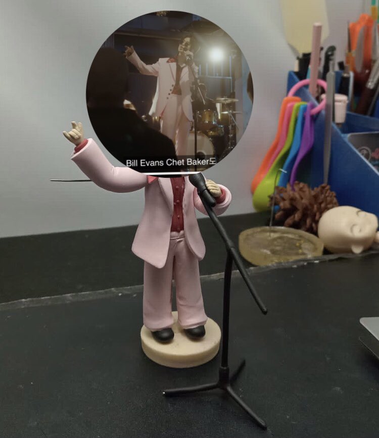 BN_InaProject's tweet photo. @id_bignaughty [UPDATE]
Customized clay figure &amp; donation progress😍💛
Kalian bisa submit donasi dan cek progress donasi di link: https://t.co/QbX59kVFlu https://t.co/m3LoCCeOp4
