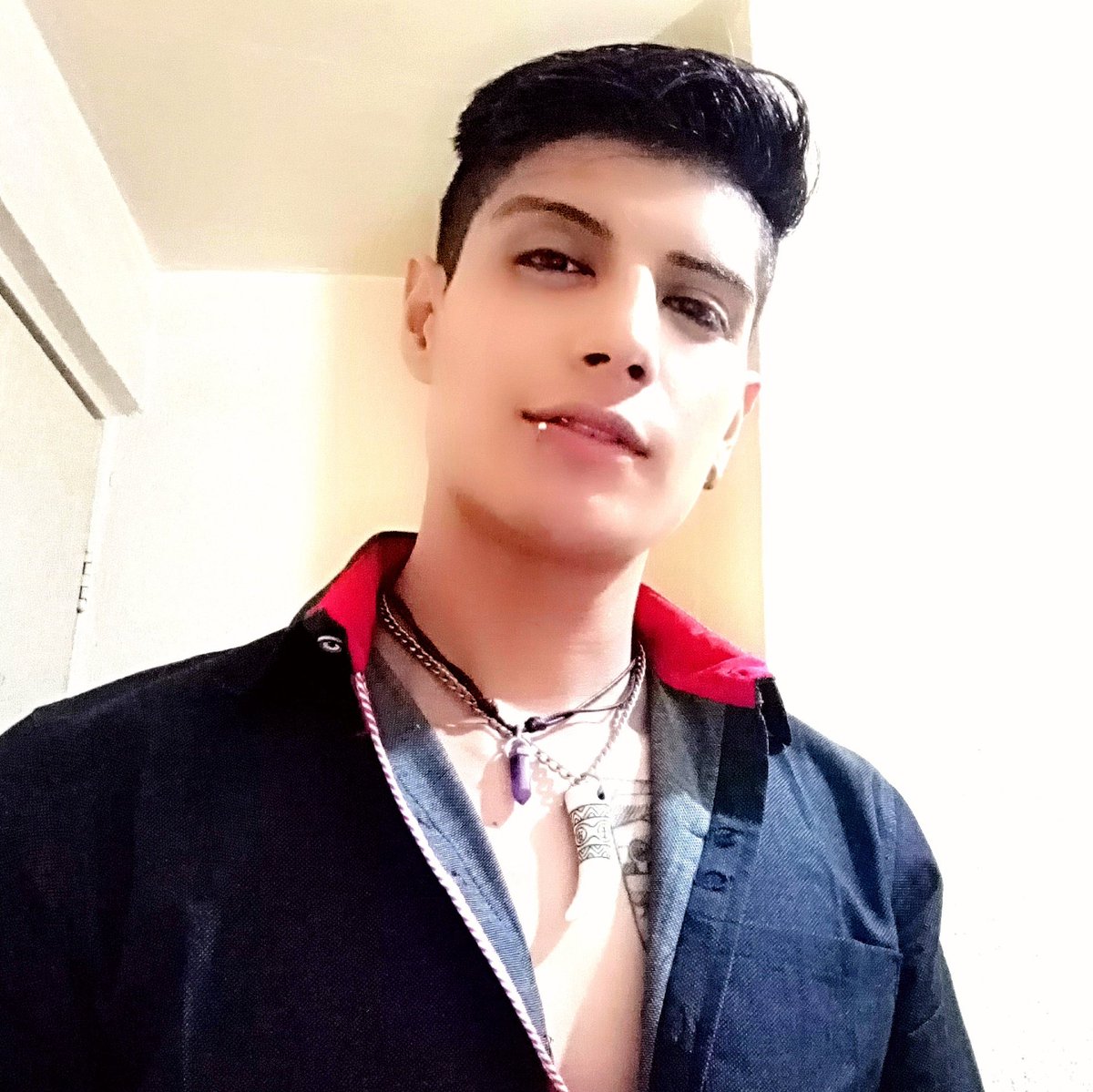 ELHAZAWolf's tweet photo. #NuevaFotoDePerfil https://t.co/iYFoWOVk5w