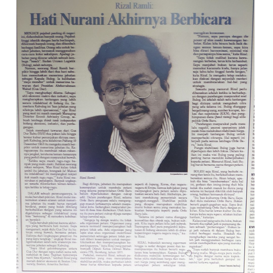 iryanah's tweet photo. #file Kompas (30 Apr 2000). 

Wkt itu, Bg @RamliRizal diminta Gus Dur mjd Kabulog. Sempt ragu, tp akhirnya Bg RR brsedia. Stlh diingatkn tmn2 &amp; merenung, Bg RR sadar bhw posisi Kabulog bs mmbantu petani, yg dr dl diabaikan.

Amanat Gus Dur kpd Bg RR simpel: bikin petani bahagia. https://t.co/DnsbNLaAGu