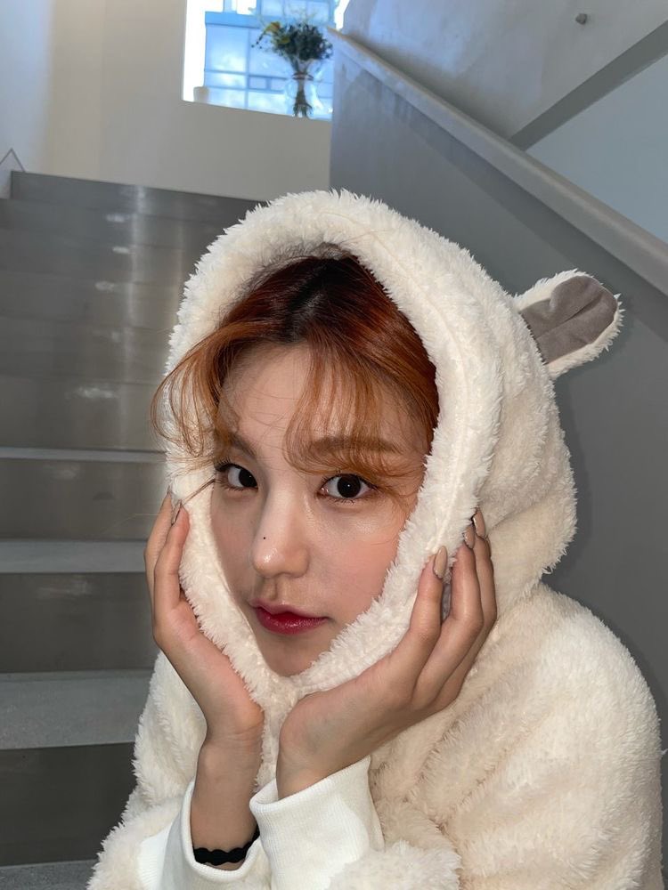 xcviivcx's tweet photo. yeji the cutest https://t.co/PVSqJLBaFe