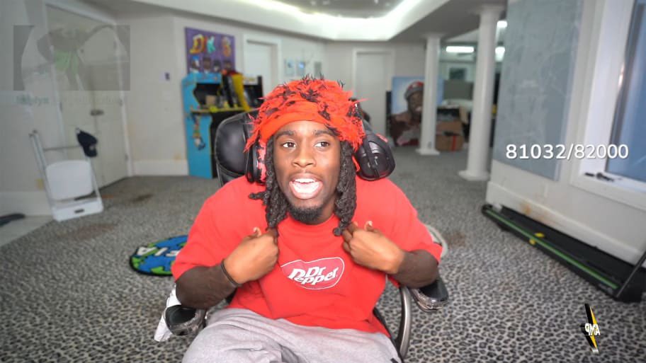 showingbitch's tweet photo. What if KC3 is actually The SAME Kai Cenat who started the riot in NYC?.. https://t.co/9MN5d7LhFG
