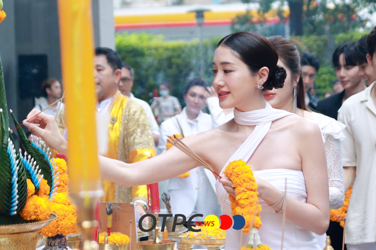 otpcnews's tweet image. &quot;พิม พิมประภา&quot; ร่วมบวงสรวง “One Night Stand คืนเปลี่ยนชีวิต” ผลิตโดย CHANGE2561 ออกอากาศทางช่อง ONE31 

#pimprapa #พิมพิมประภา  
#OneNightStandคืนเปลี่ยนชีวิต
#บวงสรวงOneNightStand