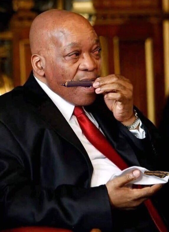 CadreNguyi's tweet image. β« Undeterred. Unmoved, True Warrior. The Mighty President Jacob Gedleyihlekisa #Zuma. Msholozi π€