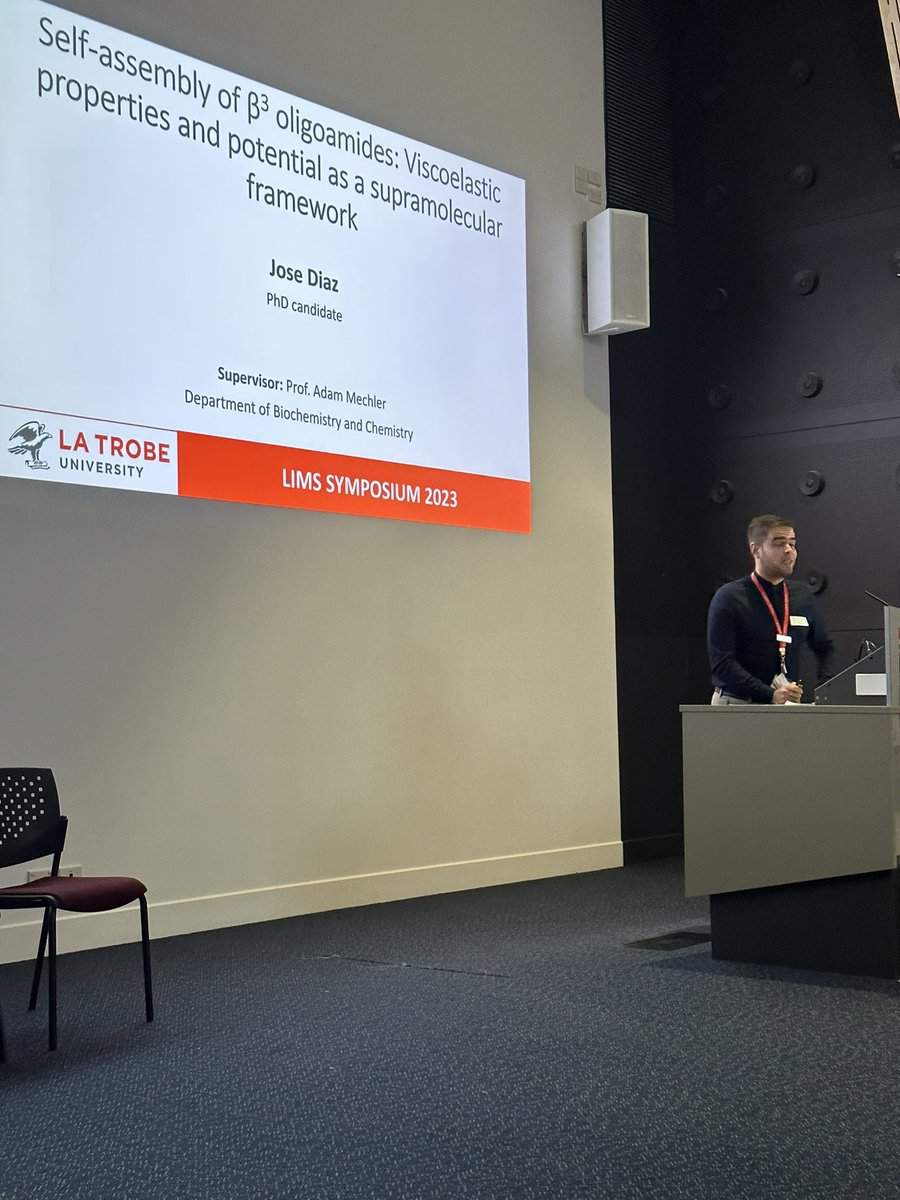 We have next Jose Diaz speaking about self-assembly of Beta 3 oligoamides #LIMSSymp2023 

@LIMSFellows