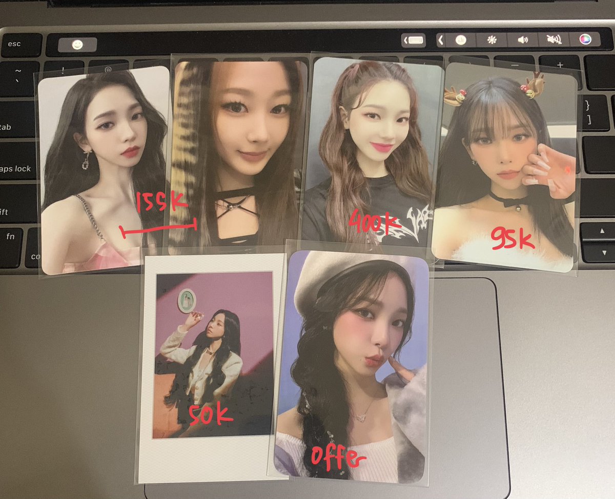wts / want to sell

• karina trading card life’s too short pair with giselle girls
• sgs deluxe box karina
• tc christmas karina
• polaroid music drama karina
• kolbuk sg23 karina

— dom sby
— price inc pack exc admin
