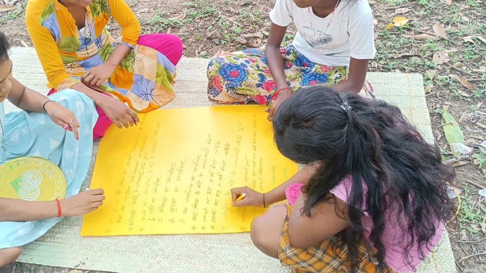 LokParishad's tweet photo. Awareness Generation Activities with CYP and SHGs towards ending Child Trafficking and Ensuring Child Trafficking Free Village in Pakur District .@tdh_org https://t.co/9ZY3unIbNN