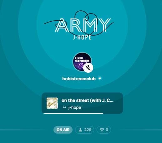 hobistreamclub's tweet photo. We now have 229 listeners on @STATIONHEAD!
Join us now to reach 250 listeners and achieve 100,00 streams today! ❤️‍🔥

📻https://t.co/42WQAzmwEd

#jhope #JackInTheBox #HSCLiveStream https://t.co/bfRV57JEHO