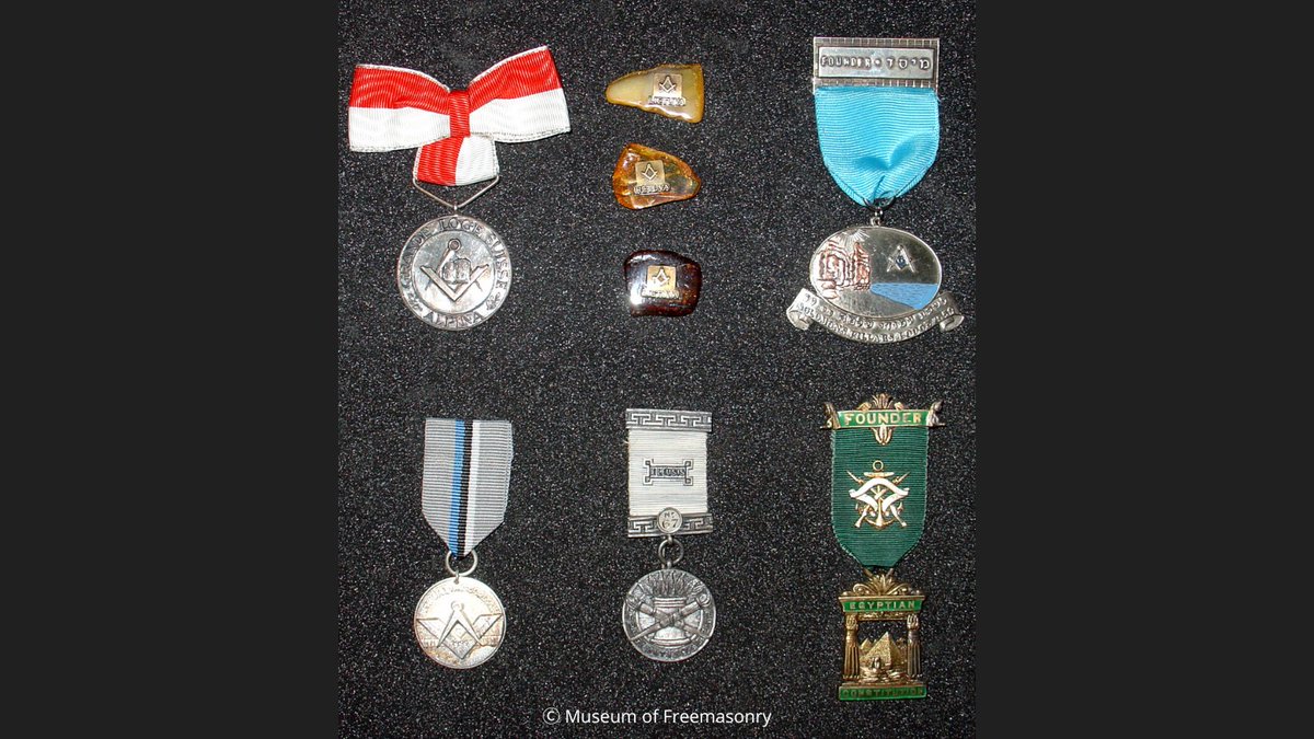 Here we have a collection of jewels from lodges across Continental Europe, including those in Lithuania, Switzerland, and more!

🎁Some of these items were gifted from various grand lodges across Europe to <a href="/UGLE_GrandLodge/">United Grand Lodge of England</a>. 

👀Which one's your favourite? #TBT 📸 @museumfreemason