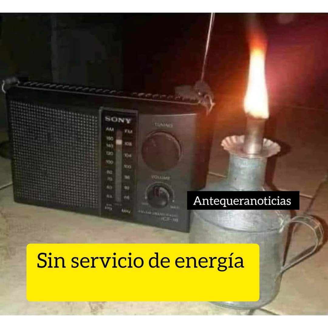 AntequeraNotic1's tweet photo. Hace pocos minutos se registró un fuerte aguacero en Tamalameque dejando sin energía la tierra de la llorona loca, las afectaciones de la lluvia también deja varios municipios si fluido eléctrico en el sur del departamento de bolivar @AfiniaGrupoEPM @Superservicios https://t.co/ITpWAc276L