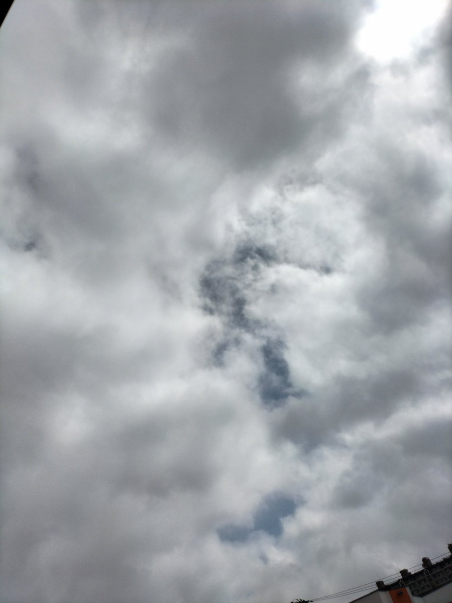 Chikun09539212's tweet image. いよいよ8月も10日!
短い北海道の夏もわずか!?
これからお仕事

今日の ＃通勤アルバム
#JAM_PROJECT
＃BESTPROJECT

ポッキーが当時社長だった
ランティスより2002年リリース
1枚目のベストアルバム

アニメ曲集というより
完全にメタルアルバムですね