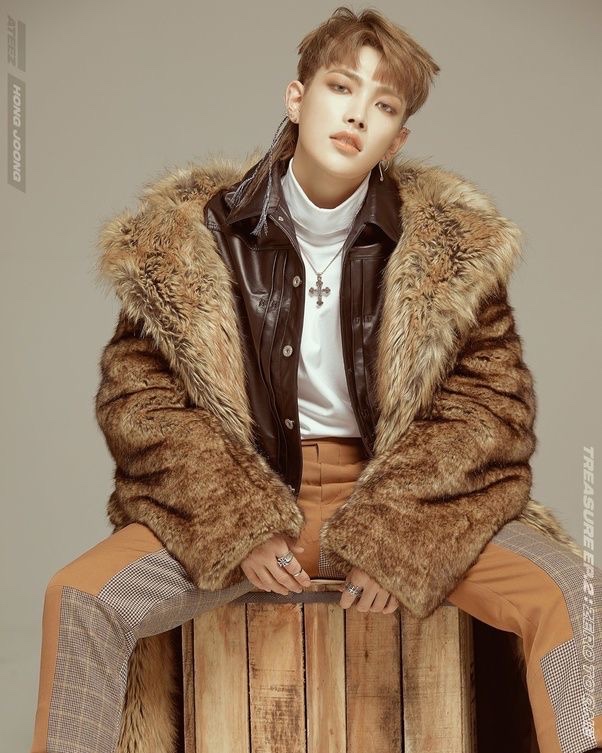 iwyunho's tweet photo. i loveeee when hongjoong dresses like he owns a mojo dojo casa house https://t.co/tKOZuqeMEQ