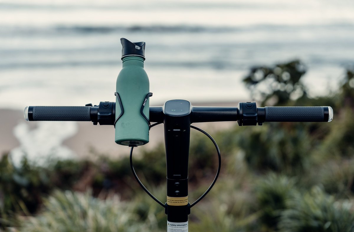 Something look different? Elevate your E-Scooter with the DAXYS Water Bottle Holder Attachment! Make your life that little bit easier... 🛴

#Panmi #WaterBottleHolder #DAXYS #Accessory