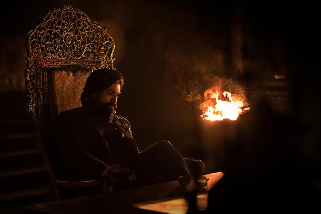 Highest Filling Fast/ Sold out shows in Bengaluru City for Day 1 (Post pandemic) -

1. #KGFChapter2 - 890+ (ATR) 🔥
2. #RRRMovie - 679
3. #James - 650
4. #Jailer - 601***
5. #Pushpa - 550
6. #Beast - 434
7. #Adipirush - 419
8. #Pathaan - 401
9. #Avatar2 - 382
10. #PS1 - 385