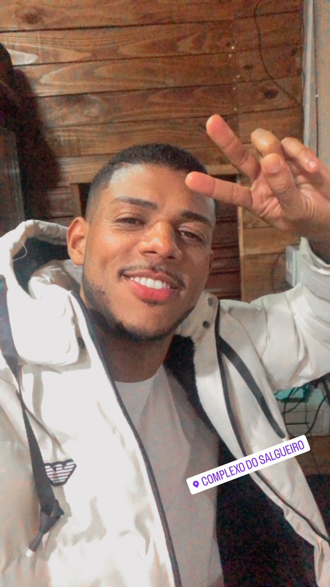 Sorriso Tdd 🐶 (@sorrisotdd) on Twitter photo Sorria Deus ama sua alegria 🙏🏽🕊️ Sorria Deus ama sua alegria 🙏🏽🕊️