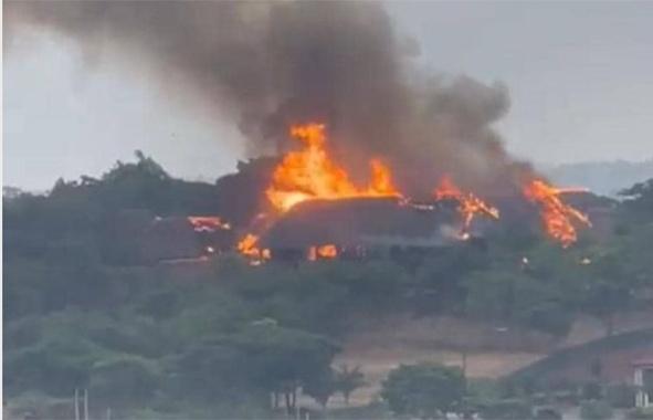 zimpropertynews's tweet photo. November 7,2023 saw Manna Resorts @MannaResorts gutted by fire. 9months later the resort has rebuild a new conference and is now open to the public.
#mannaresorts #zimproperty #buildingfoundations https://t.co/9qb5r9pGYt