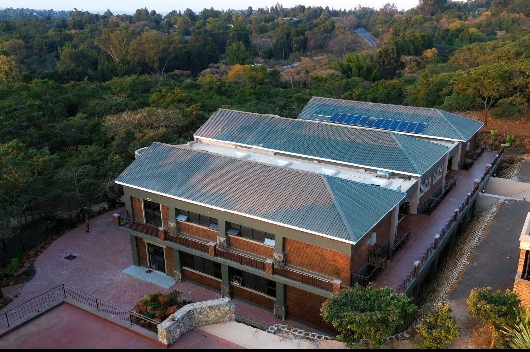 zimpropertynews's tweet photo. November 7,2023 saw Manna Resorts @MannaResorts gutted by fire. 9months later the resort has rebuild a new conference and is now open to the public.
#mannaresorts #zimproperty #buildingfoundations https://t.co/9qb5r9pGYt