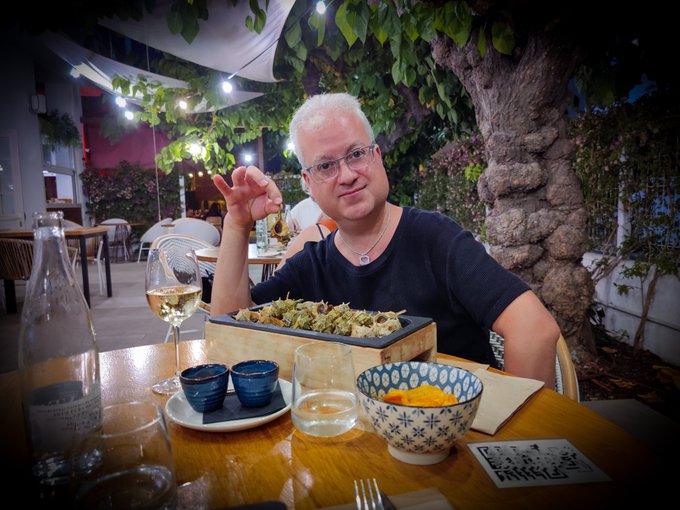 Disfrutando del Verano con otra de mis grandes pasiones (a parte de follar) que pod&eacute;is adivinar por estas<a href="/tag/mvsales"class="tags"><span>#mvsales</span></a>