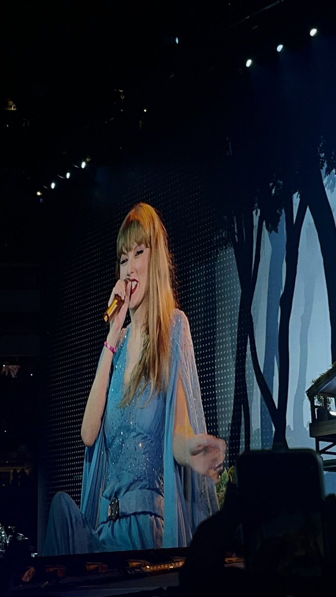 The Eras Tour tweet media