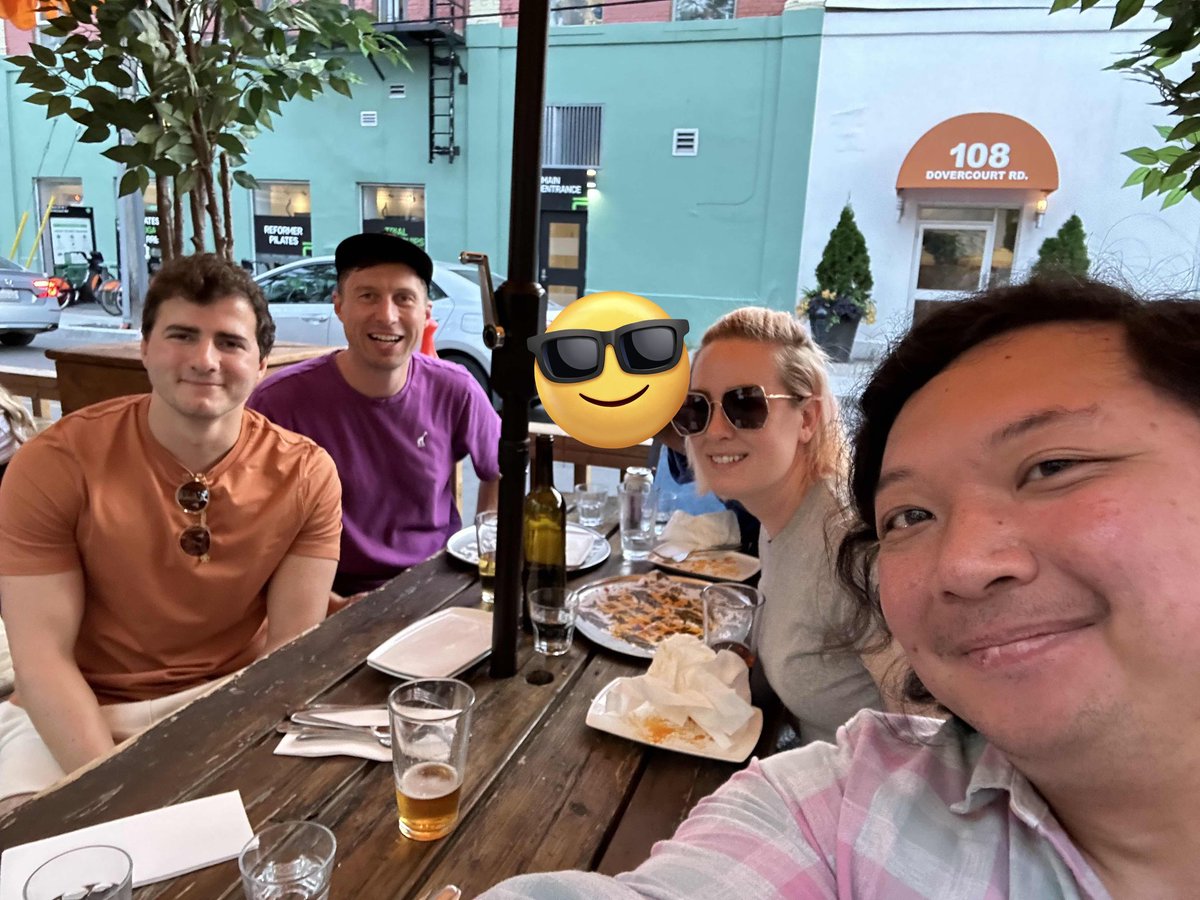 MeganRisdal's tweet image. Awesome week with @nickwan in Toronto. Plus spending time with #SLICED contestants / friends @JPohlkampHartt &amp;amp; @EthanCDouglas! And my boyfriend who doesn&apos;t like to be on the Internet.