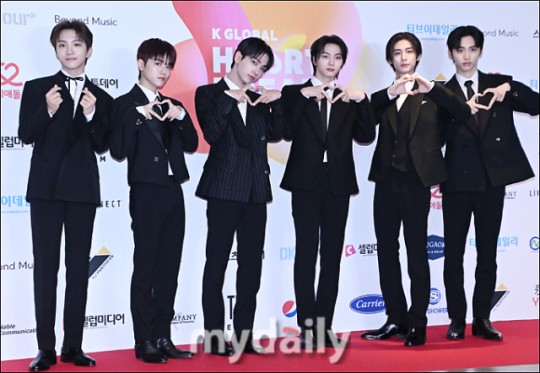 F3J_2uObsAA4IPR?format=jpg&name=small