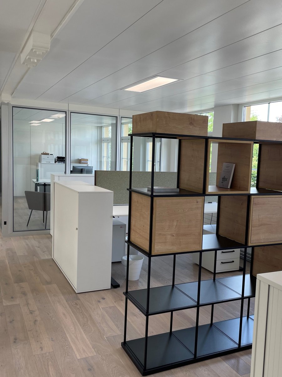 Witschi Electronic AG (@witschiag) on Twitter photo At Witschi Electronic, the well-being of our employees is at the heart of our concerns. That's why we make every effort to create an optimal working environment. Every detail counts, from ergonomic workspaces to inviting relaxation corners. #witschielectronic #Witschi #wellbeing At Witschi Electronic, the well-being of our employees is at the heart of our concerns. That's why we make every effort to create an optimal working environment. Every detail counts, from ergonomic workspaces to inviting relaxation corners. #witschielectronic #Witschi #wellbeing