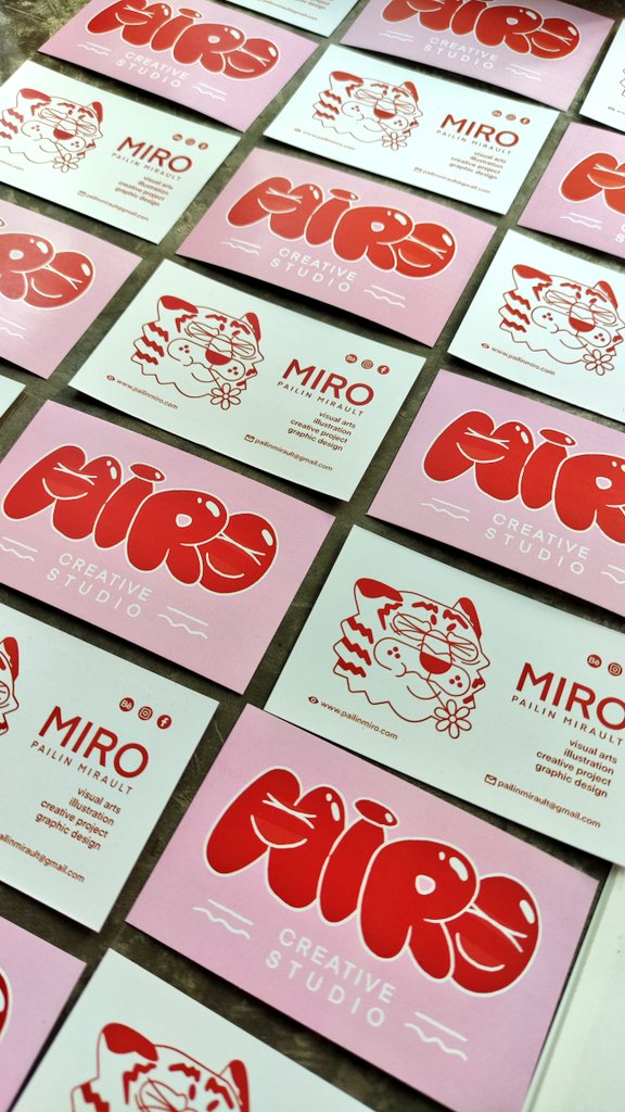 Brand building
MIRO...Pailin Mirault 

#artist