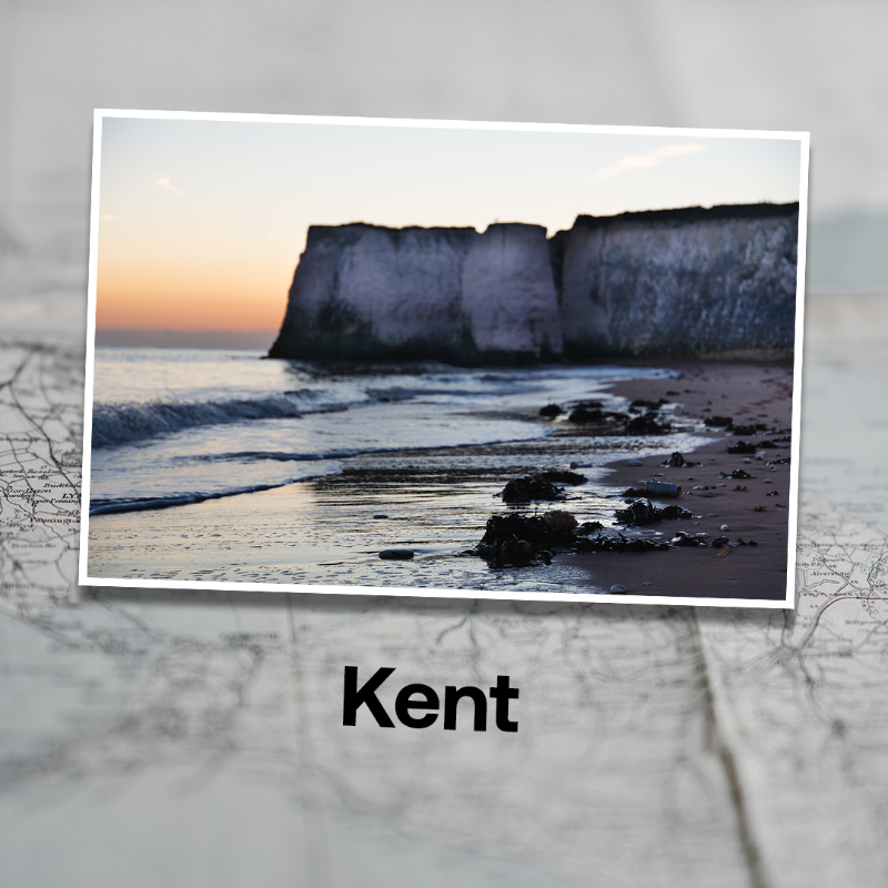 VMO2News's tweet photo. We’re improving our network at British holiday hotspots as two thirds of Brits plan a staycation this summer 🏖️🧳

To improve coverage across holiday hotspots, we’ve readied more than 72,000 postcodes across the UK with upgraded connectivity 📱

Swipe through the locations 👇