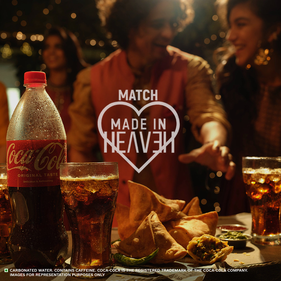 CocaCola_Ind's tweet photo. Shaadi ka khaana aur thandi Coke, #MatchMadeInHeaven
#CocaColaIndia #RealMagic #RecipeForMagic #Friends #Coke #Meals #MadeInHeavenSeason2 https://t.co/VIDkE5f06l