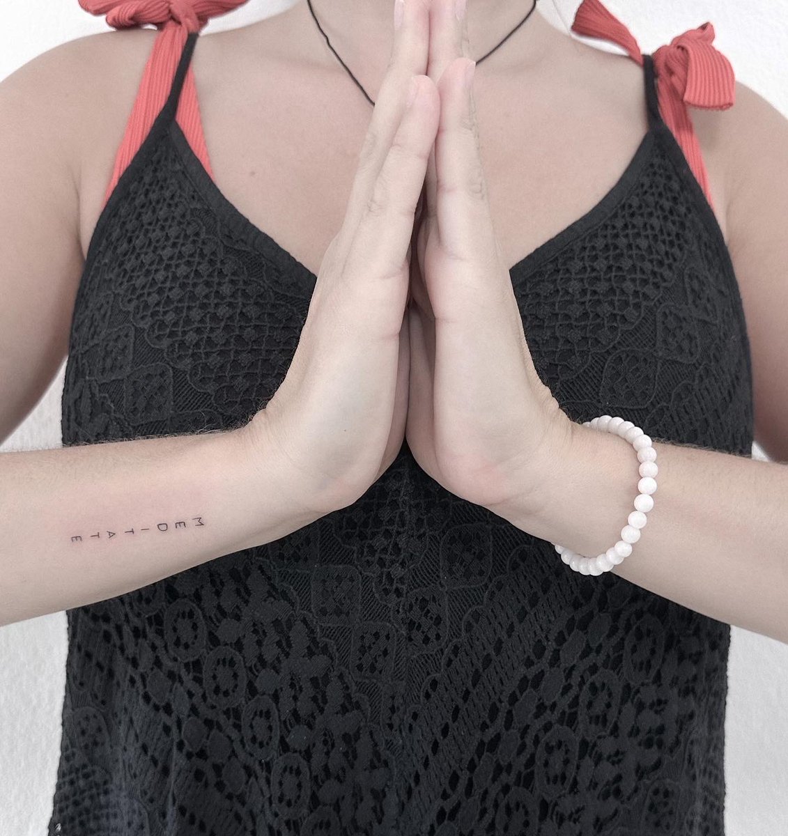 WarpTattoo's tweet photo. 📣. For more information look at our website!
https://t.co/F5A0fHN2UD

Thank you so much 
 warp tattoo shop chiang mai
😇🙏☮️
​#tattoochiangmai #chiangmiatrip#chiangtattoo#tattoos #tattoo
#minimaltattoo #finelinetattoo
#reviewchiangmai #noamadchiangmai #noamad  #finelinetattoo https://t.co/Ale2LwxSRa