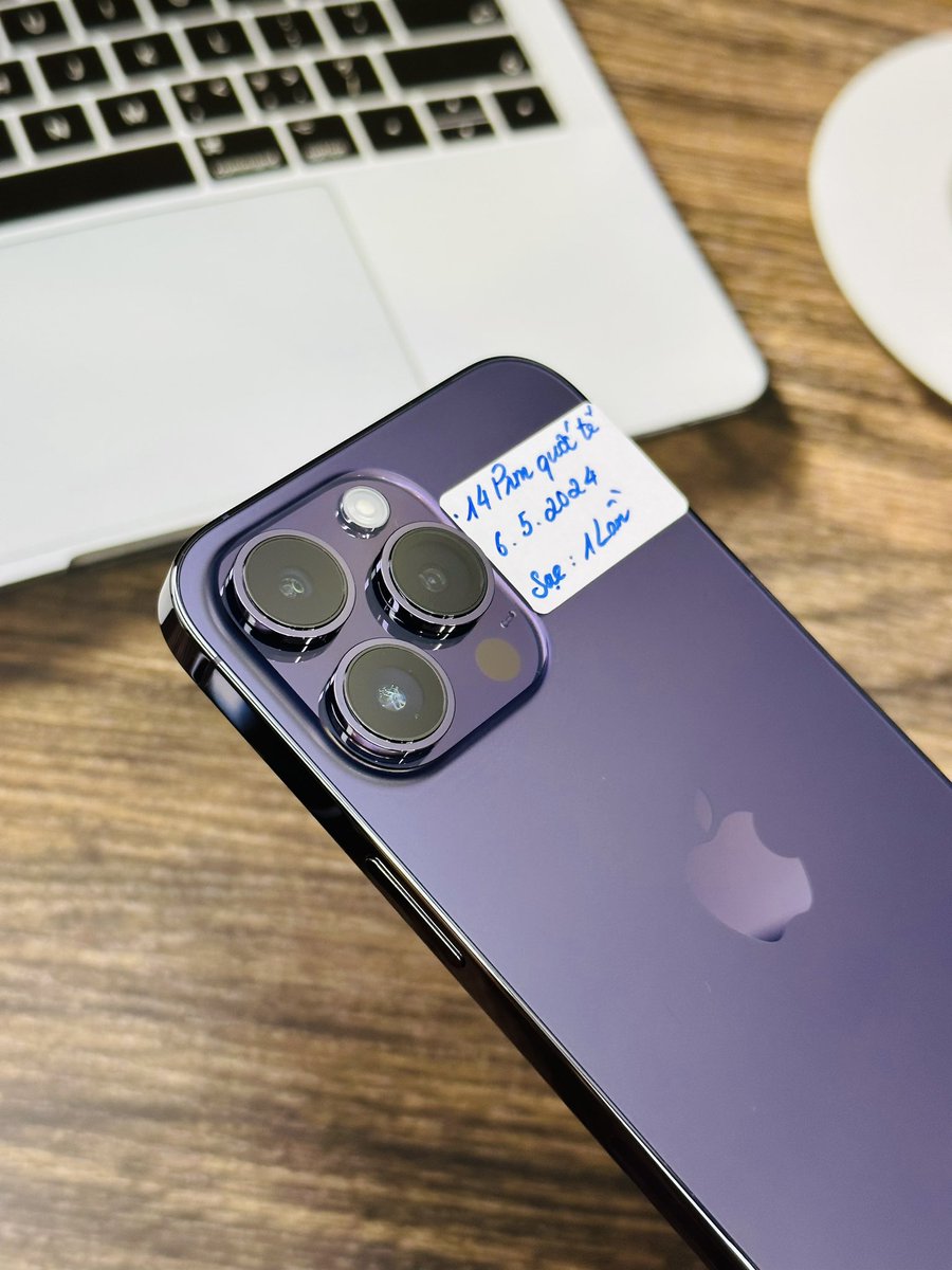 sang3298's tweet photo. Cả một lô 50c iPhone thì duy nhất chỉ có 4c nét như hình luôn ạ
Anh chị em nào mê 14 Pro Max thì hãy chốt ngay đi ạ !
▪️iPhone 14 Pro Max - 128GB - Sạc ít chưa qua sử dụng
▪️Pin 100% - BH Apple 2024

#iphone #14promax #bossapple #ip #Vie https://t.co/mtiQvX2B3E