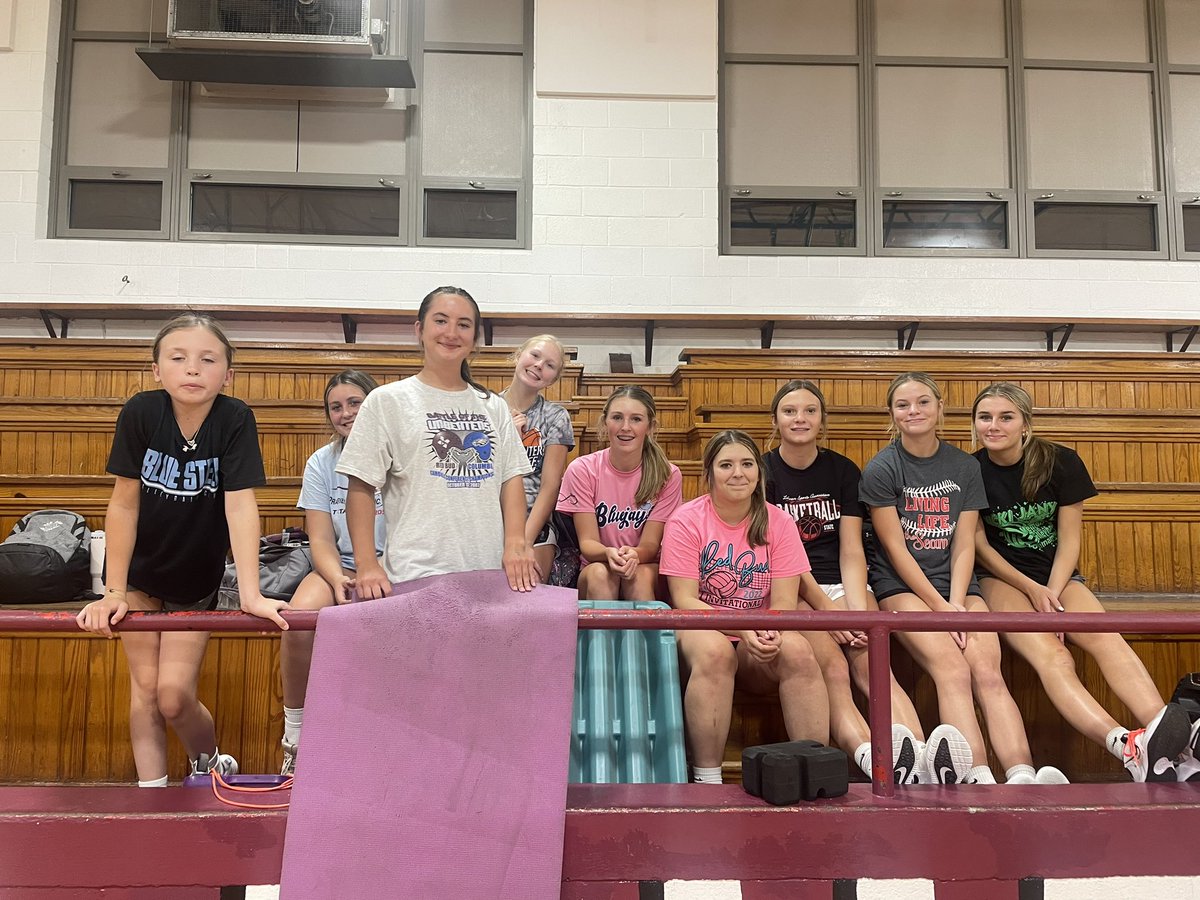 rbhsvball's tweet photo. Volleyball Marathon Day 1! Amazing sunrise 🌞 yoga, morning practice, evening practice, 🌮 bar at 11pm, followed by The Floor Is Lava-RBHS Style, insane midnight tag, and school sleepover fun ! We love our teammates! 🤍🏐 #redbud132 https://t.co/9IIVLRlyg1