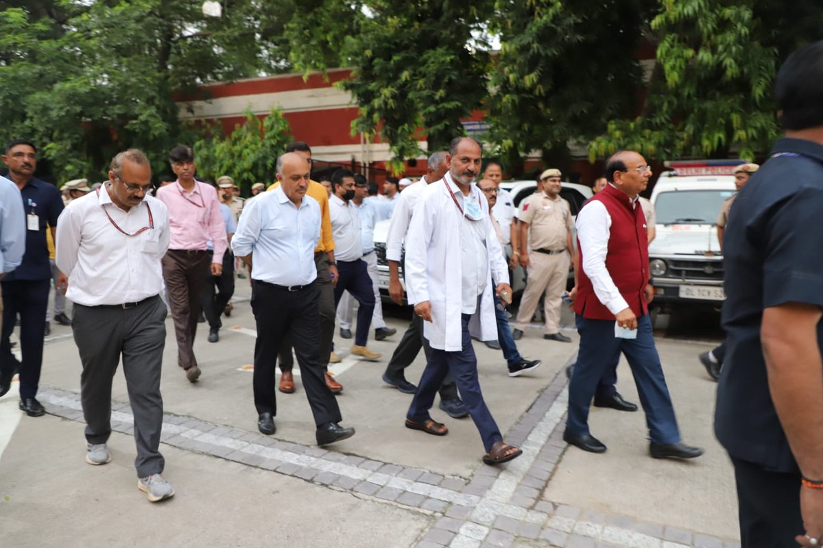 Lok Nayak Hospital tweet media