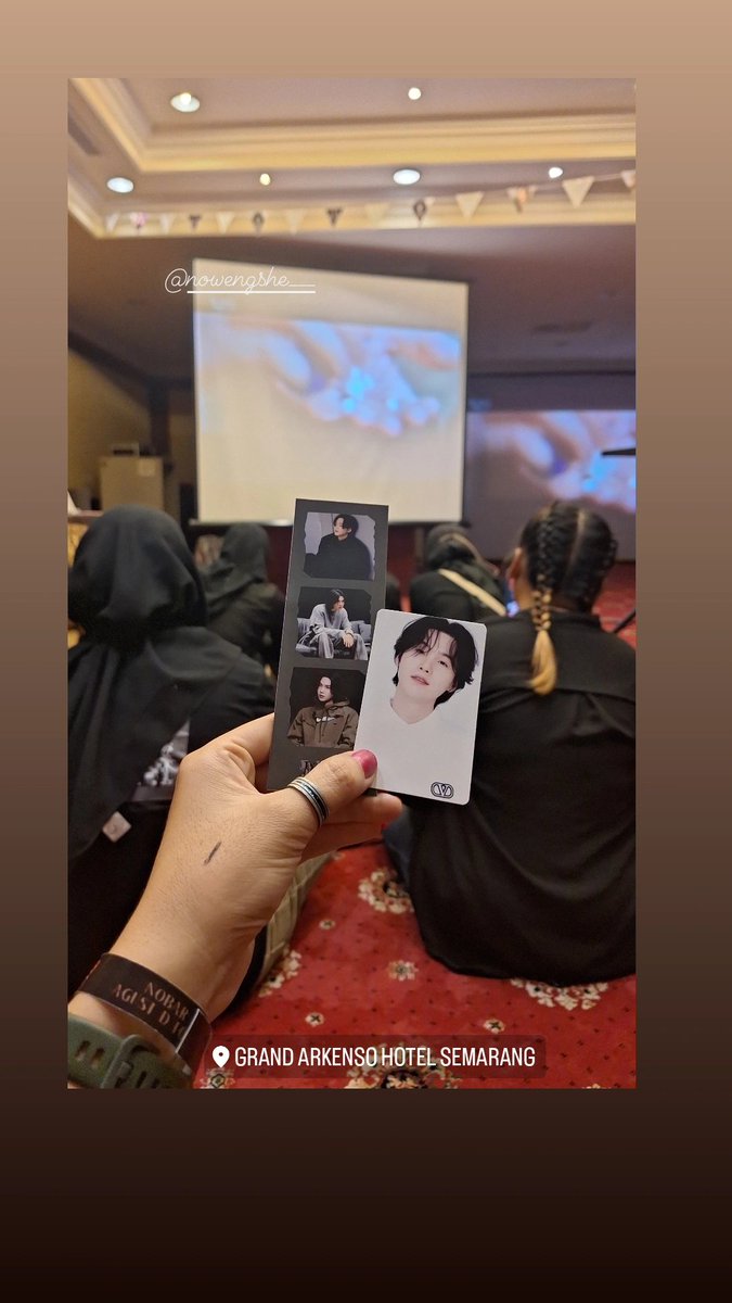 Selingkuhh dulu yaa 🥰🥰