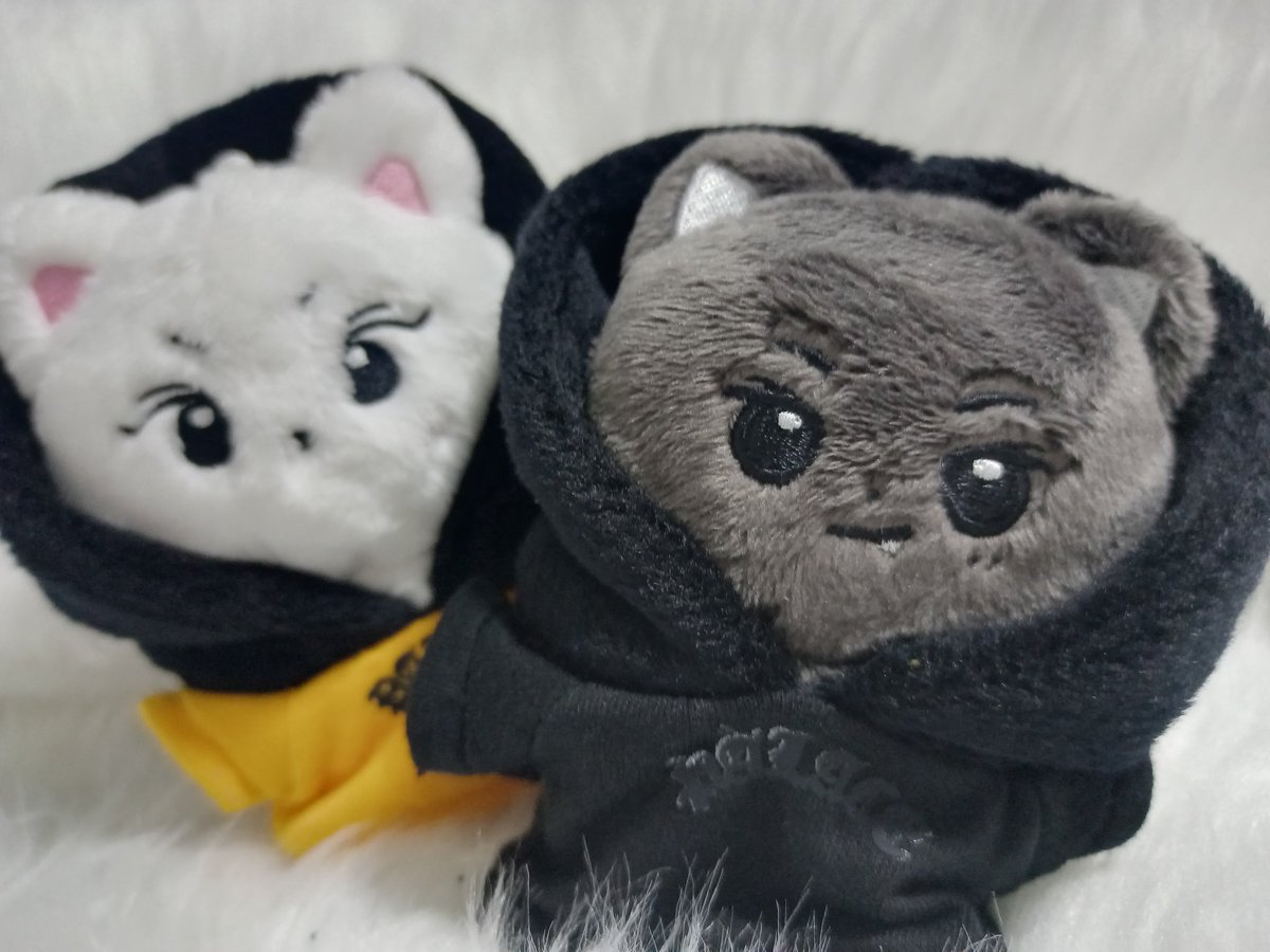 #bncz_buys
Hello ate <a href="/heesgolden/">희bie | Ryn 🐹🌟</a>, 10cm jaywon's clothes from <a href="/jetoyourju/">nora • fan account</a> are here ><. Super cutie nila. Thank you for offering them to me. 'Til our next budol 🥰.