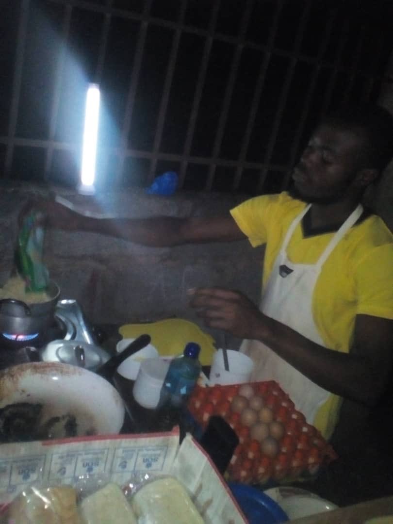 __demonjosh__'s tweet photo. Tech change my table from a guy that makes maichai at Abeokuta, to staring at computer screens. I’m putting this out here to motivate some persons out there to keep grinding legitimately.

Also, happy birthday to me today. This year has been exceptional and phenomenal. https://t.co/TsLegZYy9Z